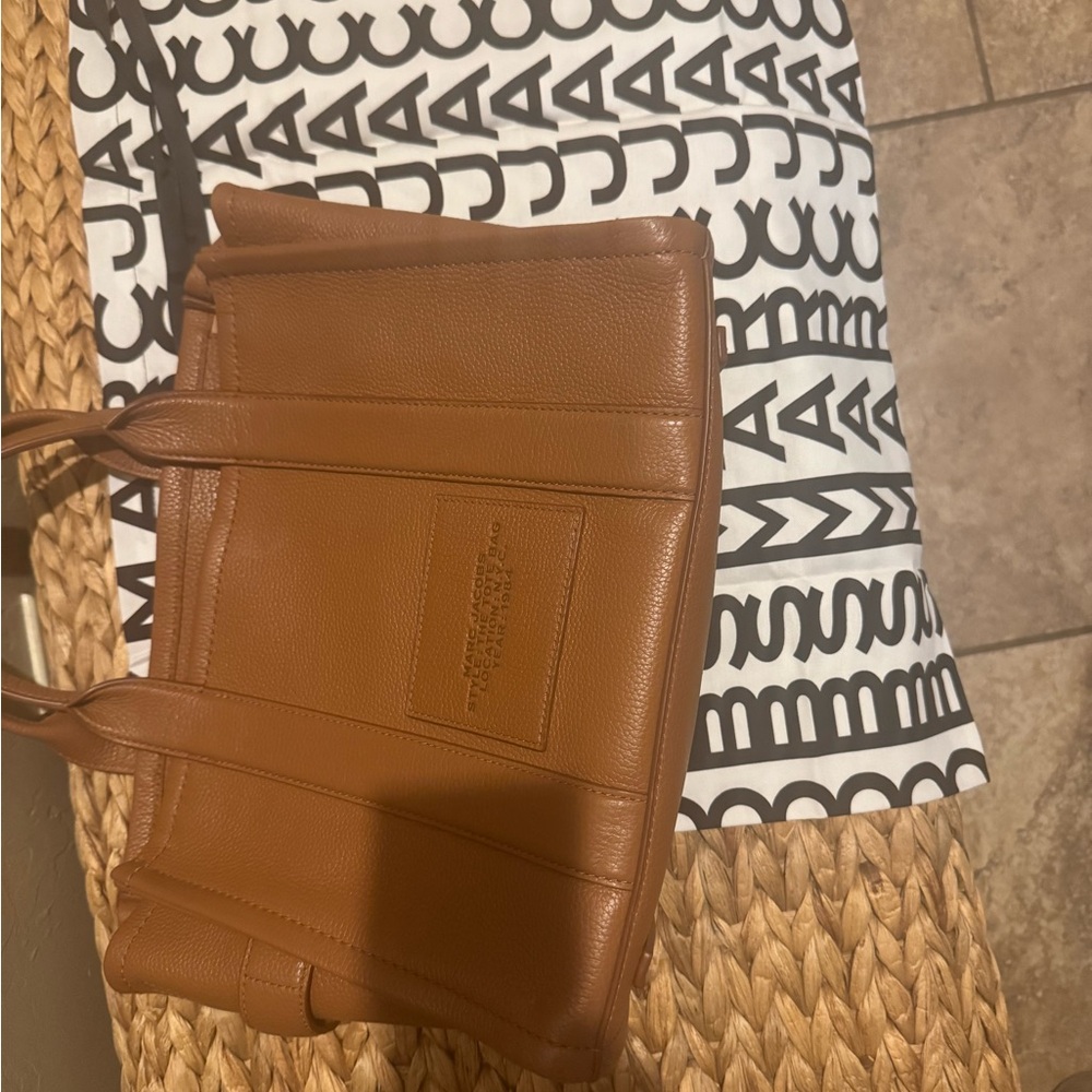 Marc Jacobs Tan Leather Handbag - Picture 4 of 4